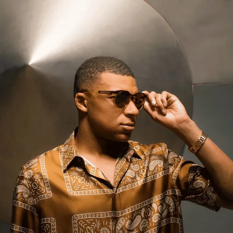 Oakley Kylian Mbappé Signature Series HSTN OO-9242-07 In Prizm Tungsten Lenses/Dark Amber/Light Curry Frame-1