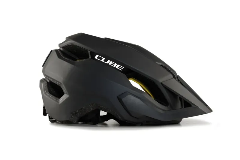 Cube Helmet Stray-1