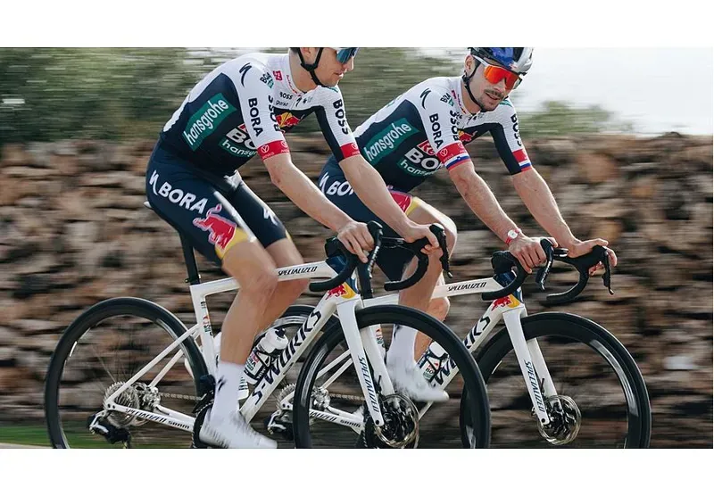 Specialized S-Works Tarmac SL8 Team Frameset: Red Bull-BORA-Hansgrohe-4