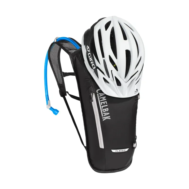 CamelBak Classic Light 4l Hydration Pack w/2L Reservoir in Black-4