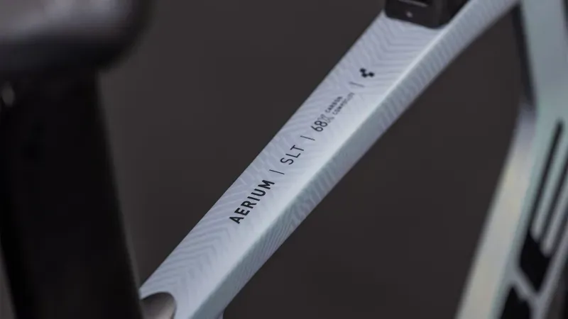 Cube Aerium C:68X SLT Aero Road Bike in Genesis Grid/Black-2