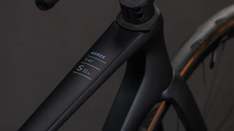 Cube Agree C:62 SLX Road Bike in Nightshift/Prism-2