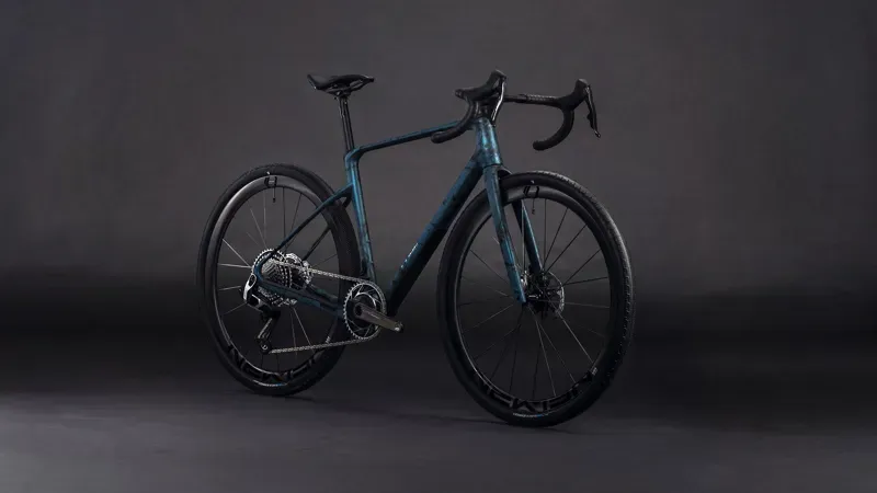 Cube Nuroad C:62 SLT Gravel Bike In Royal Green/Fume-1