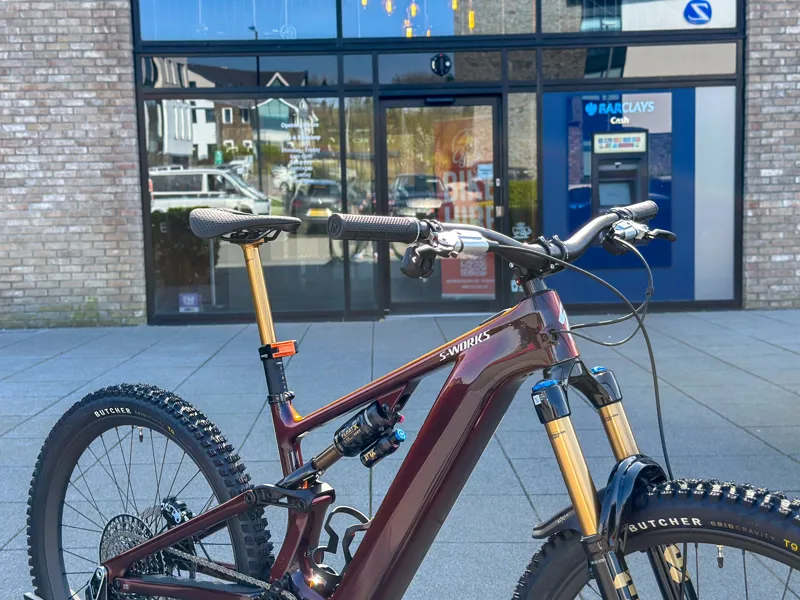 Specialized e‑Bikes at Cycle 360