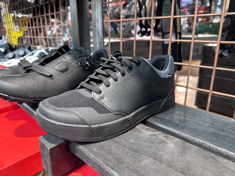 Cube Cycling Shoes at Cycle 360