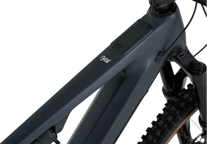 Megamo Ryal 10 in Black-2
