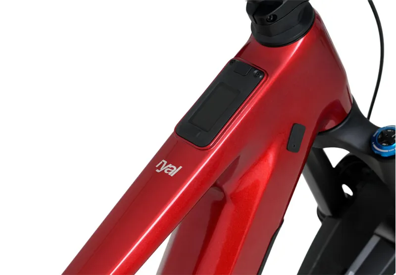Megamo Ryal 10 in Red-1