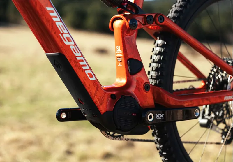 Megamo Reason Air CRB 03 AXS in Amber Orange-3