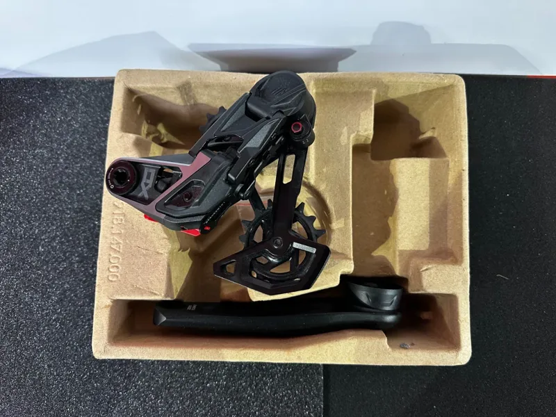 SRAM X0 T-Type Eagle E-MTB Bosch Transmission AXS Groupset RD With Battery Charger Cord EC Pod ULT FC X0 Bosch ISIS 160 With Cap CR T Type 36T Clip On Guard CN 126L CS XS1295 10-52T-2