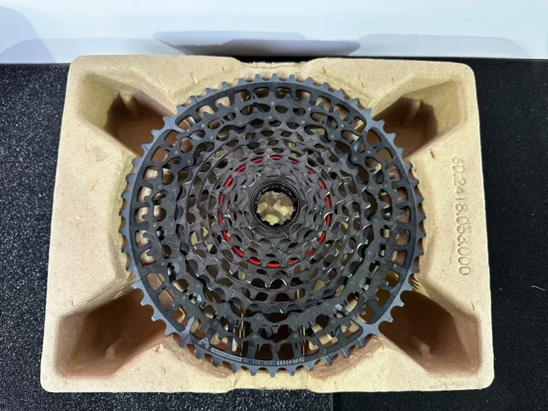 SRAM X0 T-Type Eagle E-MTB Bosch Transmission AXS Groupset RD With Battery Charger Cord EC Pod ULT FC X0 Bosch ISIS 160 With Cap CR T Type 36T Clip On Guard CN 126L CS XS1295 10-52T-1