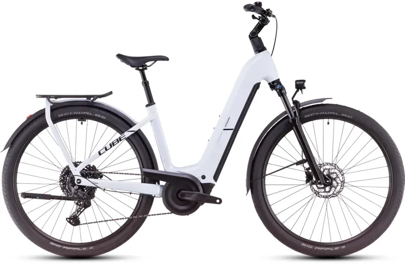 Cube Kathmandu Hybrid One 800 2025 Ee 62 Cm polarwhite/black